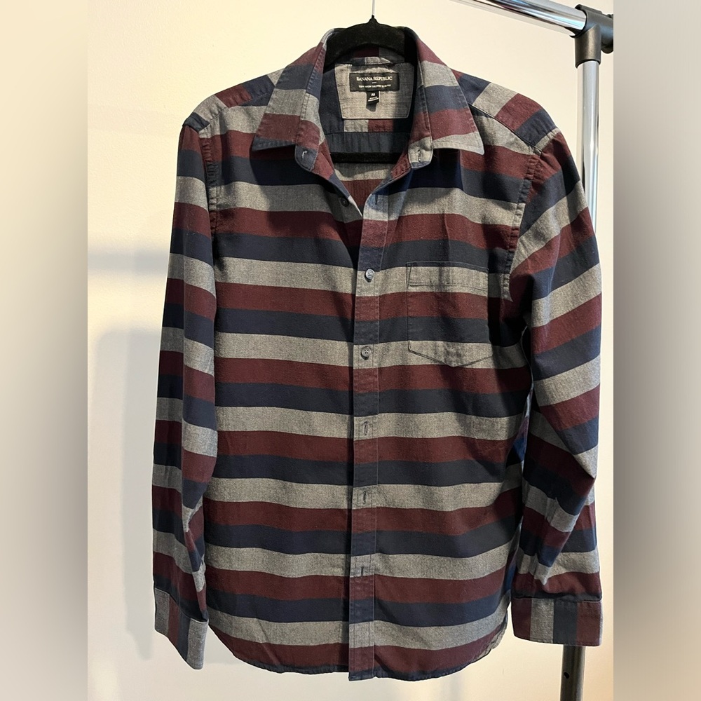 Banana Republic men's long sleeve shirt. Sz M.